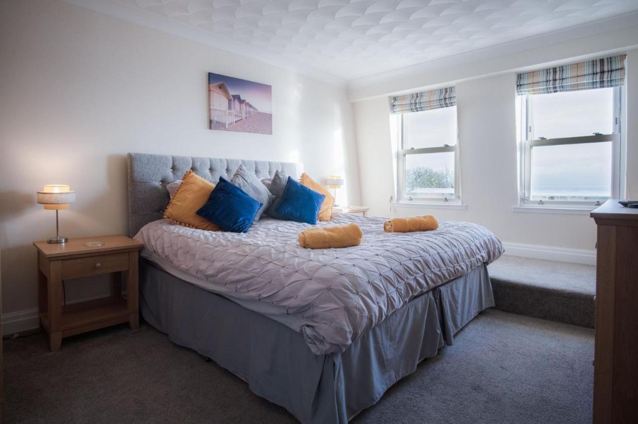 North Beach Heights - 2 Bedroom Penthouse - Tenby Exteriér fotografie