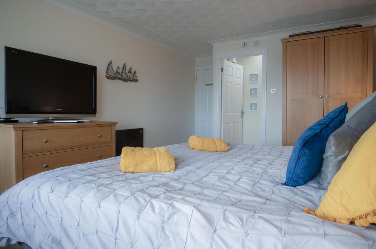 North Beach Heights - 2 Bedroom Penthouse - Tenby Exteriér fotografie