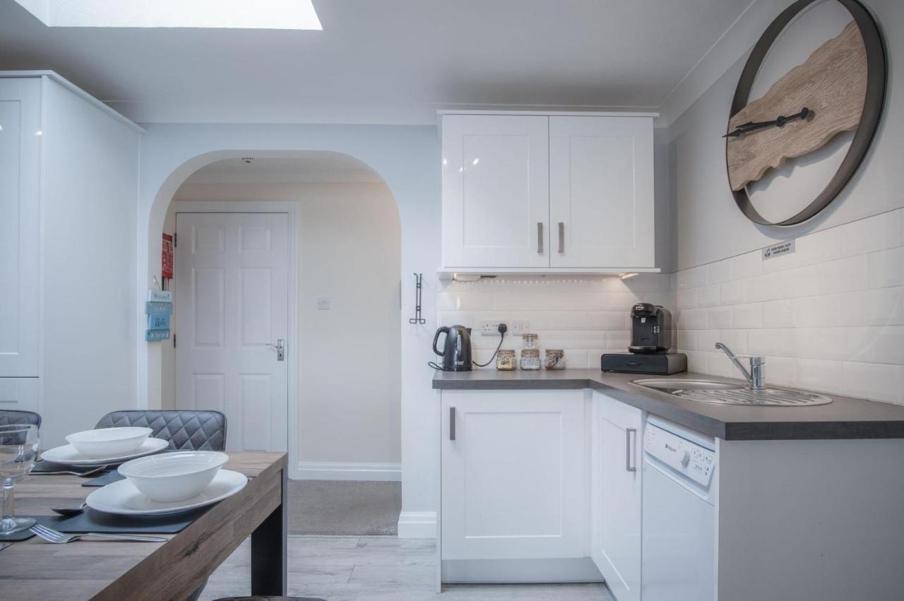 North Beach Heights - 2 Bedroom Penthouse - Tenby Exteriér fotografie